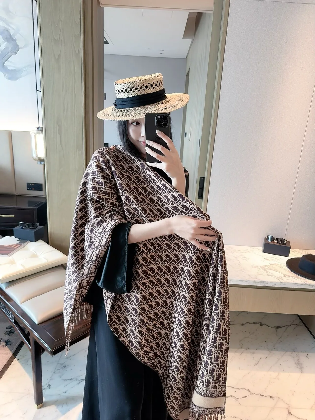 Dior Cashmere Scarf in Beige · view 5
