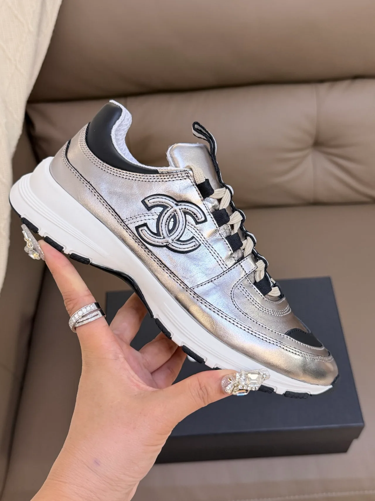 Chanel Cowhide Sheepskin Striped Sneakers in Silver · view 6