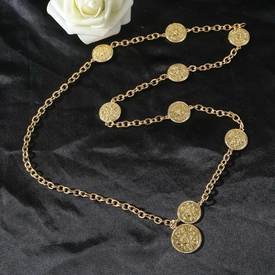 Chanel Chain Belt in Gold · view 3