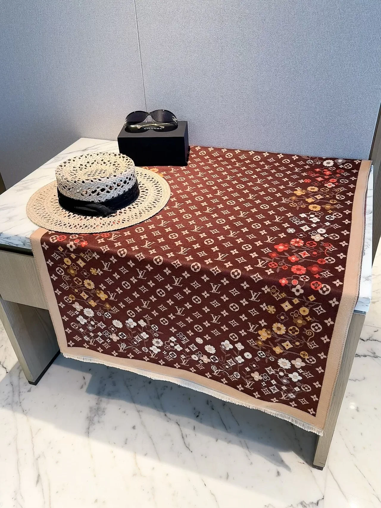 Louis Vuitton Floral monogram scarf in Cream & Brown · view 2