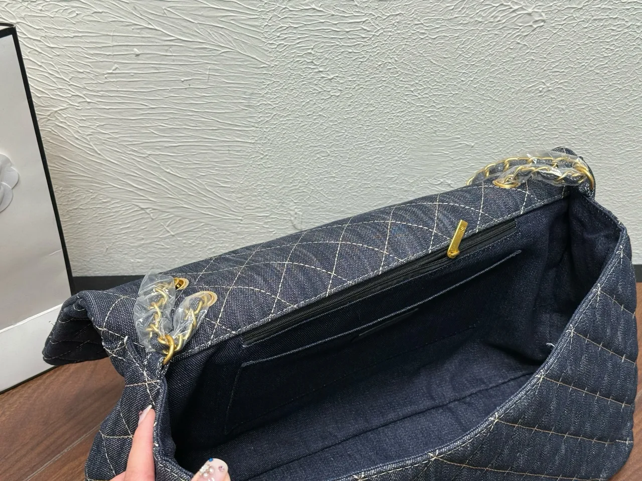 Chanel Denim Denim Flap Shoulder Bag in Blue · view 9