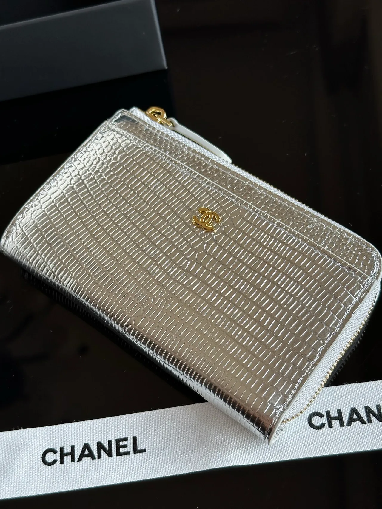 Chanel Smooth Wallet in Silver · view 7