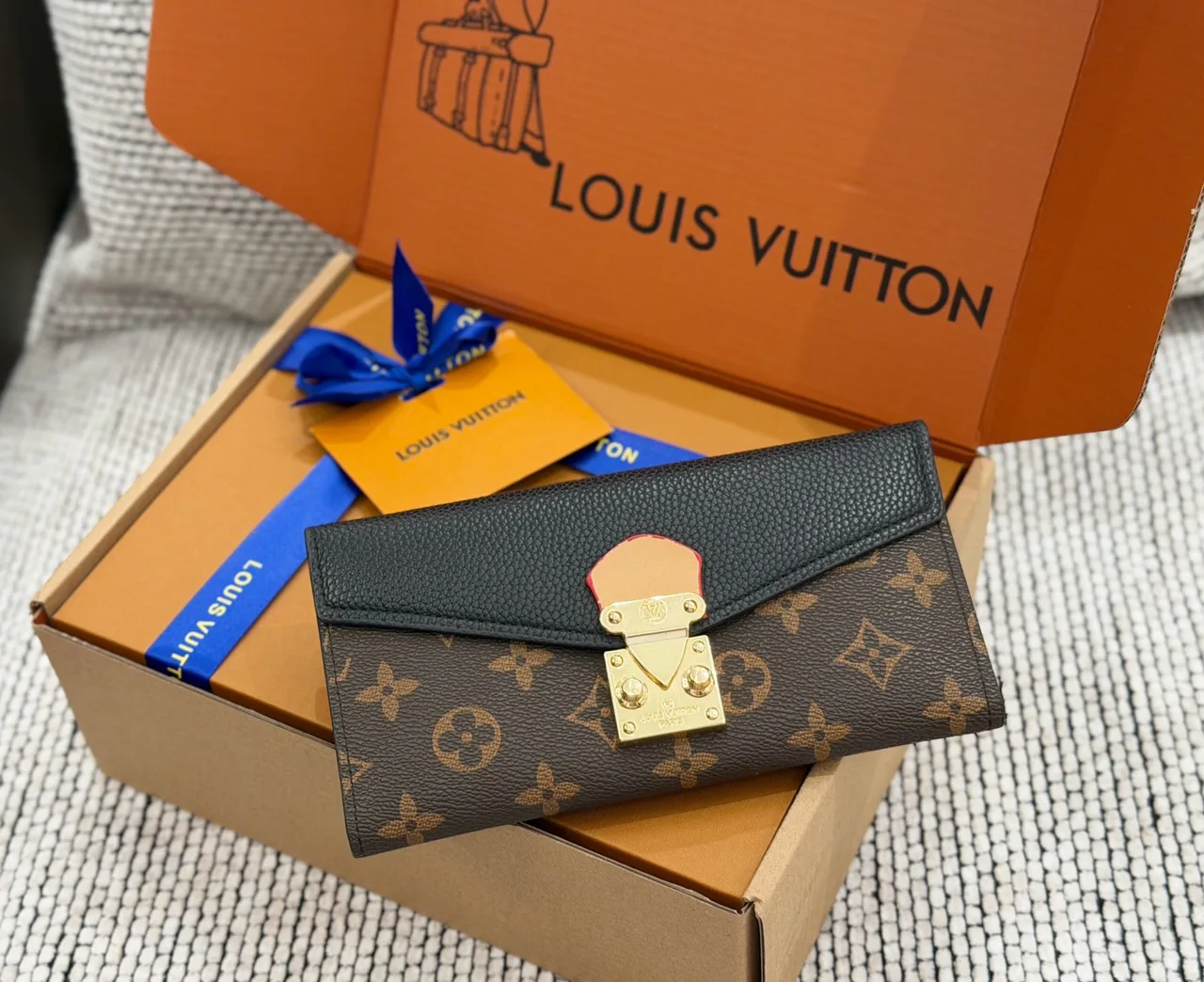 Louis Vuitton Long Wallet in Brown & White & Grey & Black · view 8