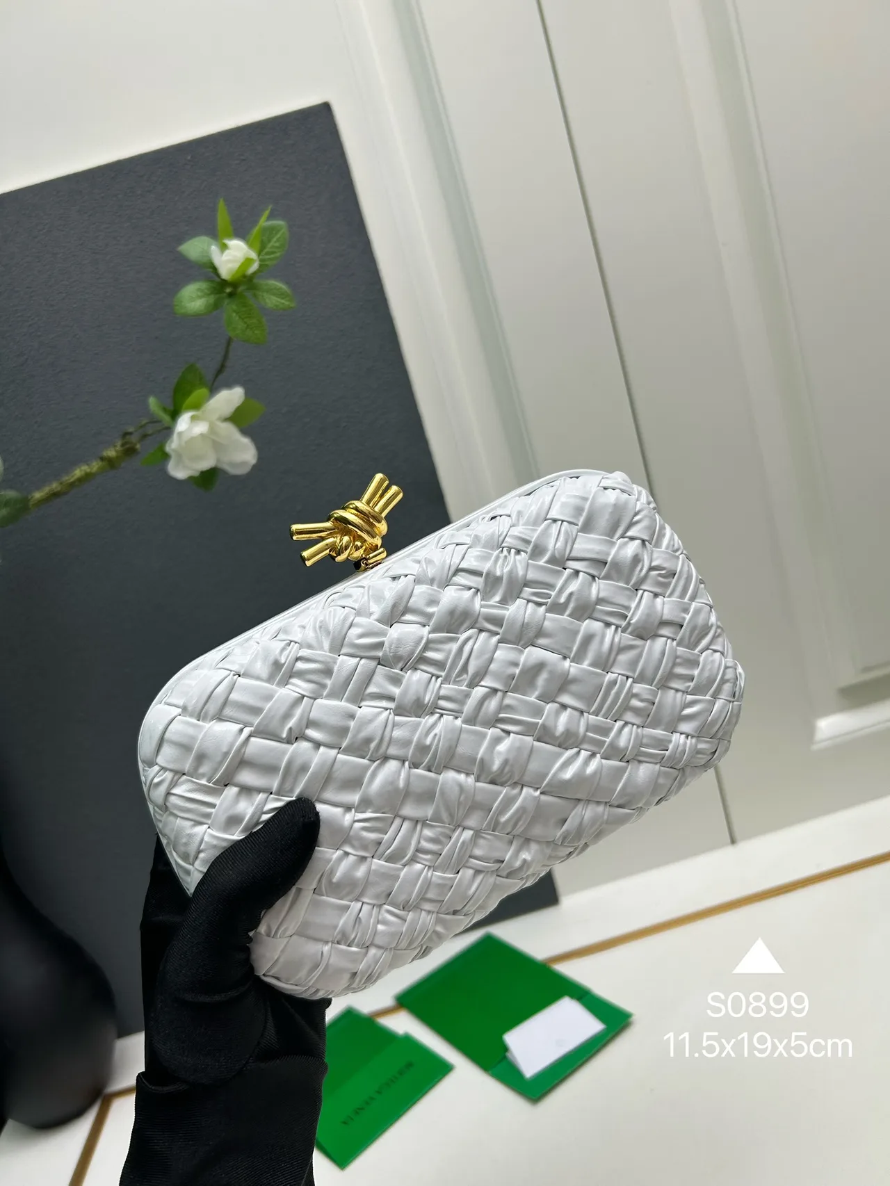 Bottega Veneta Woven Glossy Clutch in White · view 2