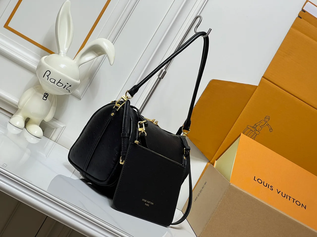Louis Vuitton Cowhide Smooth Handbag in Black · view 2
