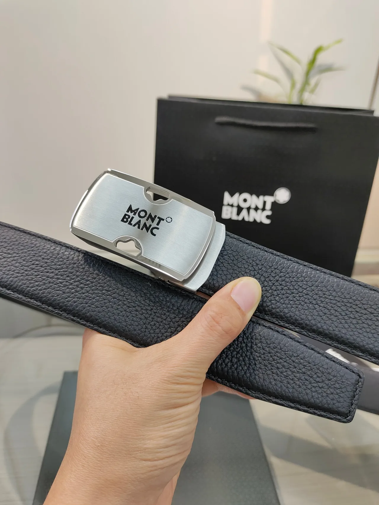 Montblanc Calfskin Glossy Belt in Black · view 3