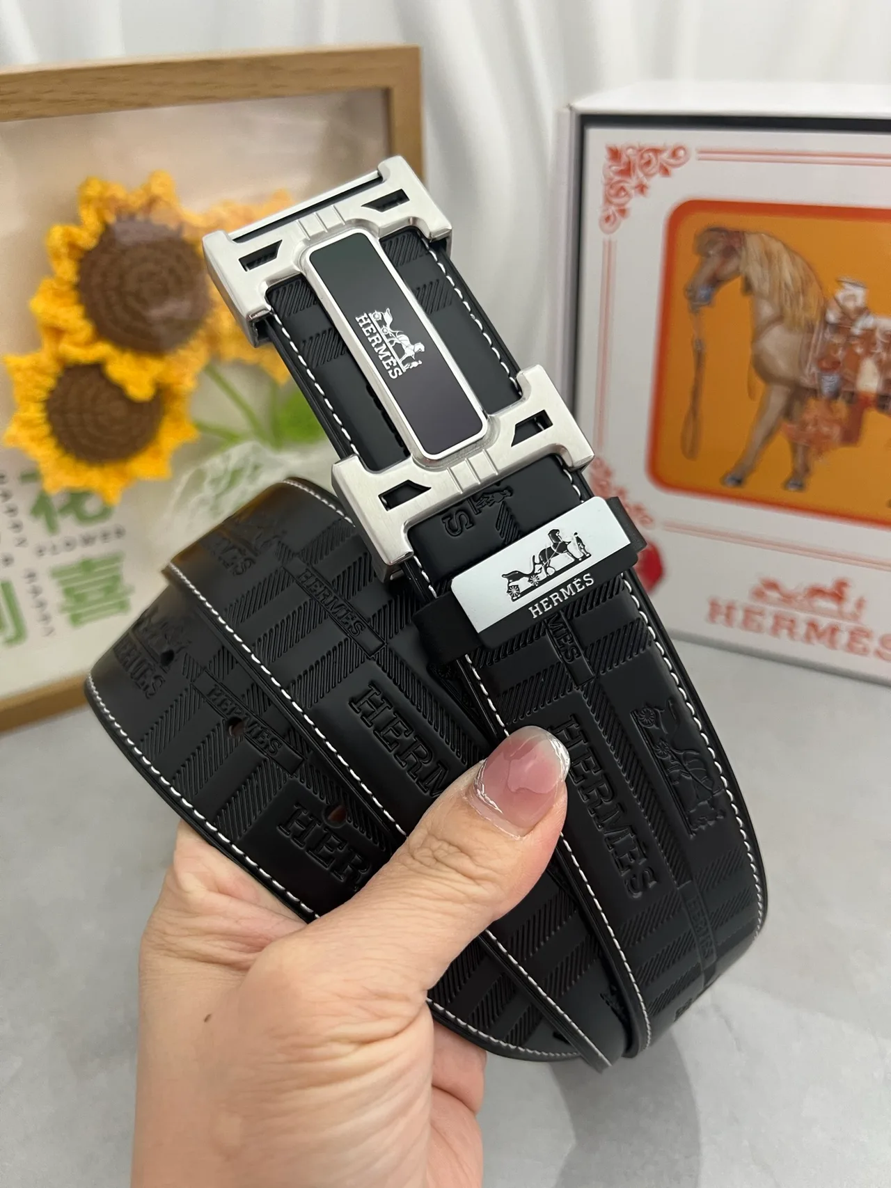 Hermes Rectangle Buckle Belt in Black · view 2