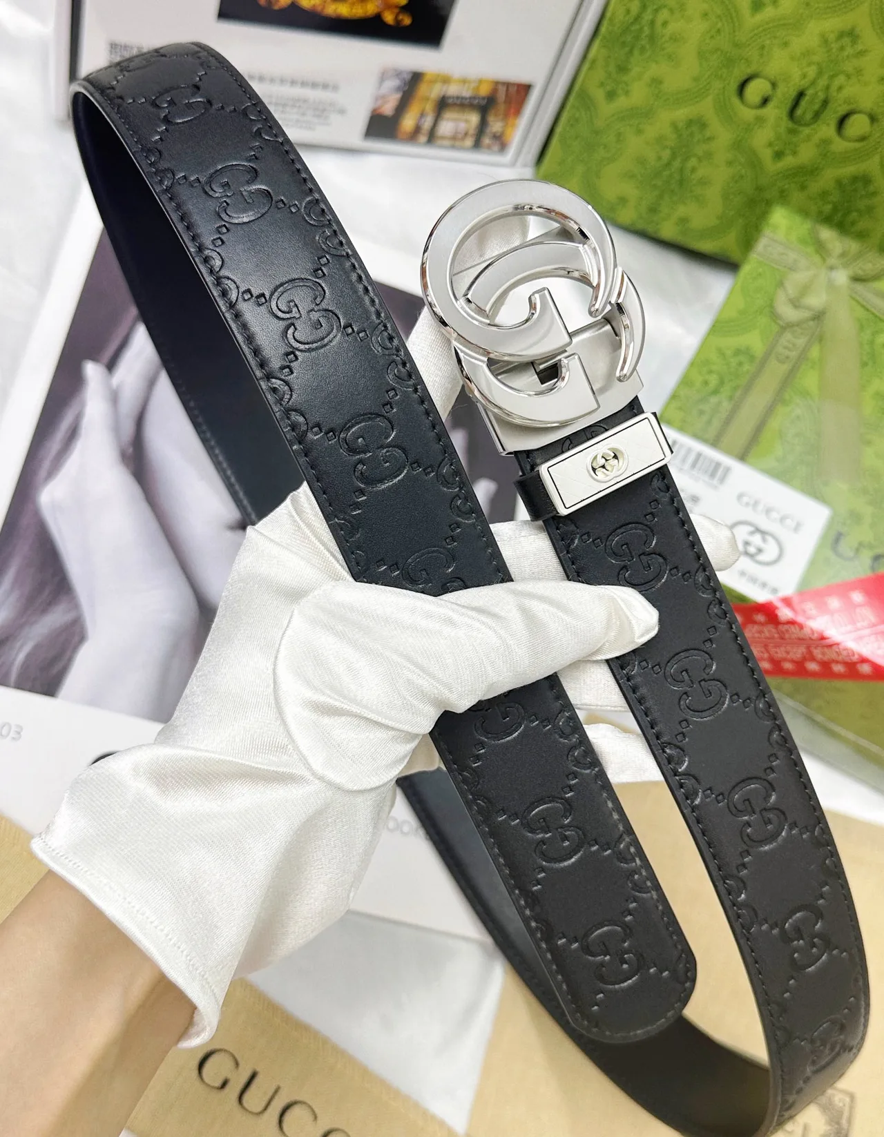 Gucci Calfskin Smooth Belt in Black · view 4