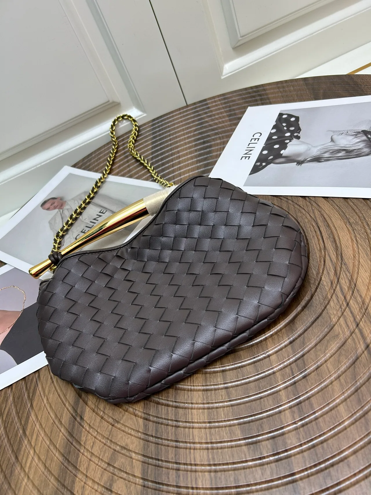 Bottega Veneta Leather Woven Sardine Shoulder Bag in Brown · view 4