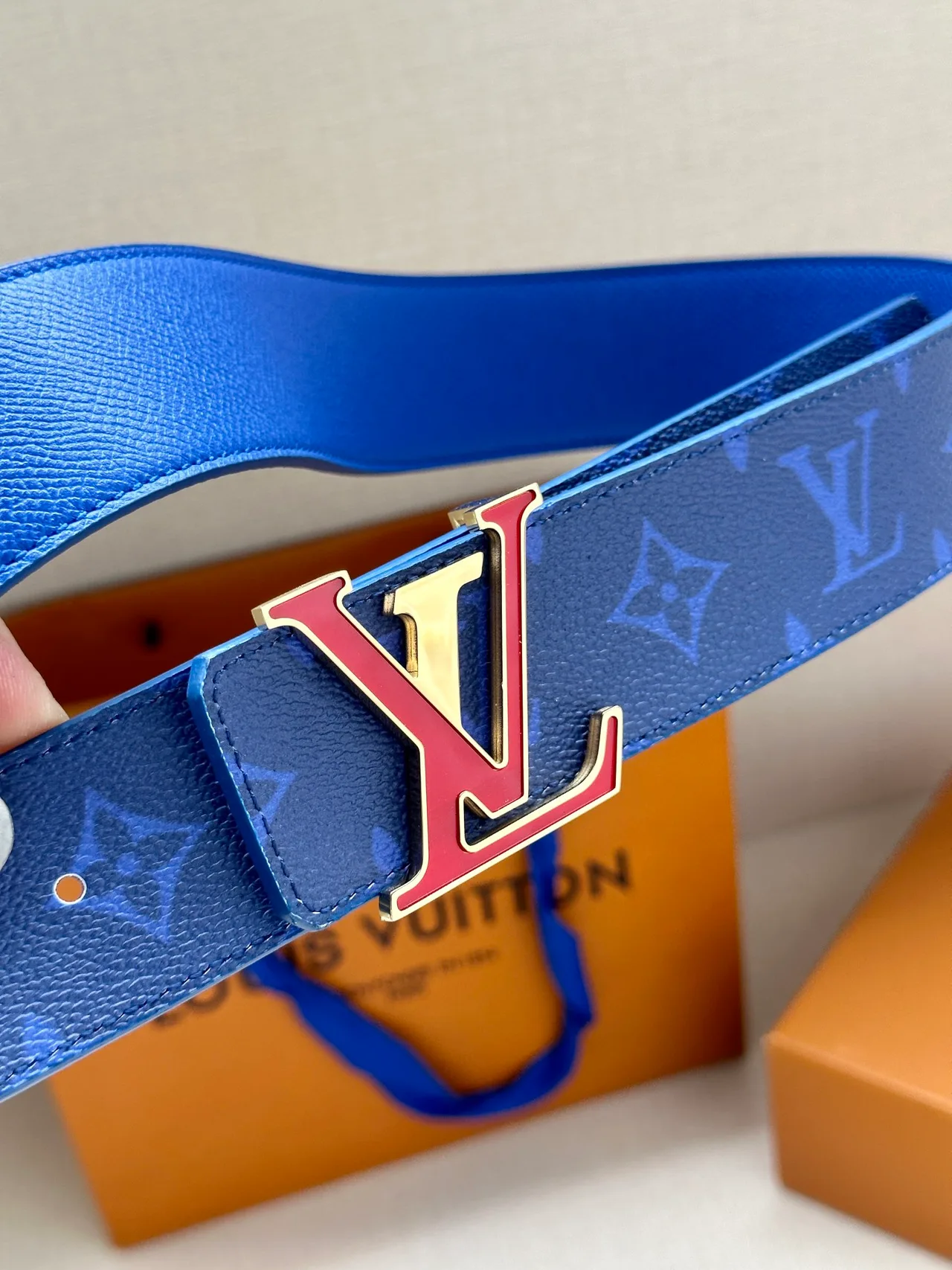 Louis Vuitton Canvas Belt in Blue · view 8