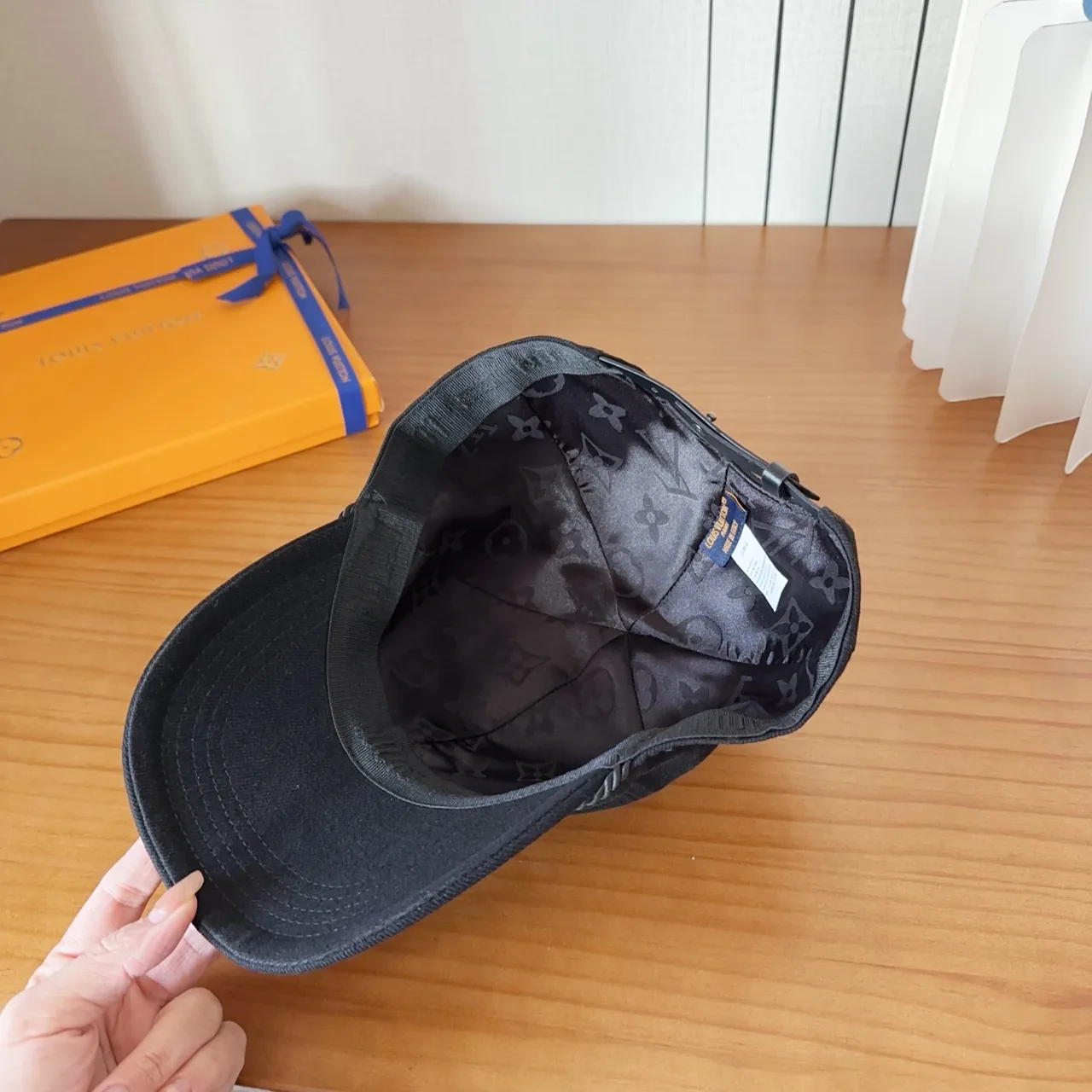 Louis Vuitton Baseball Cap in Black · view 8