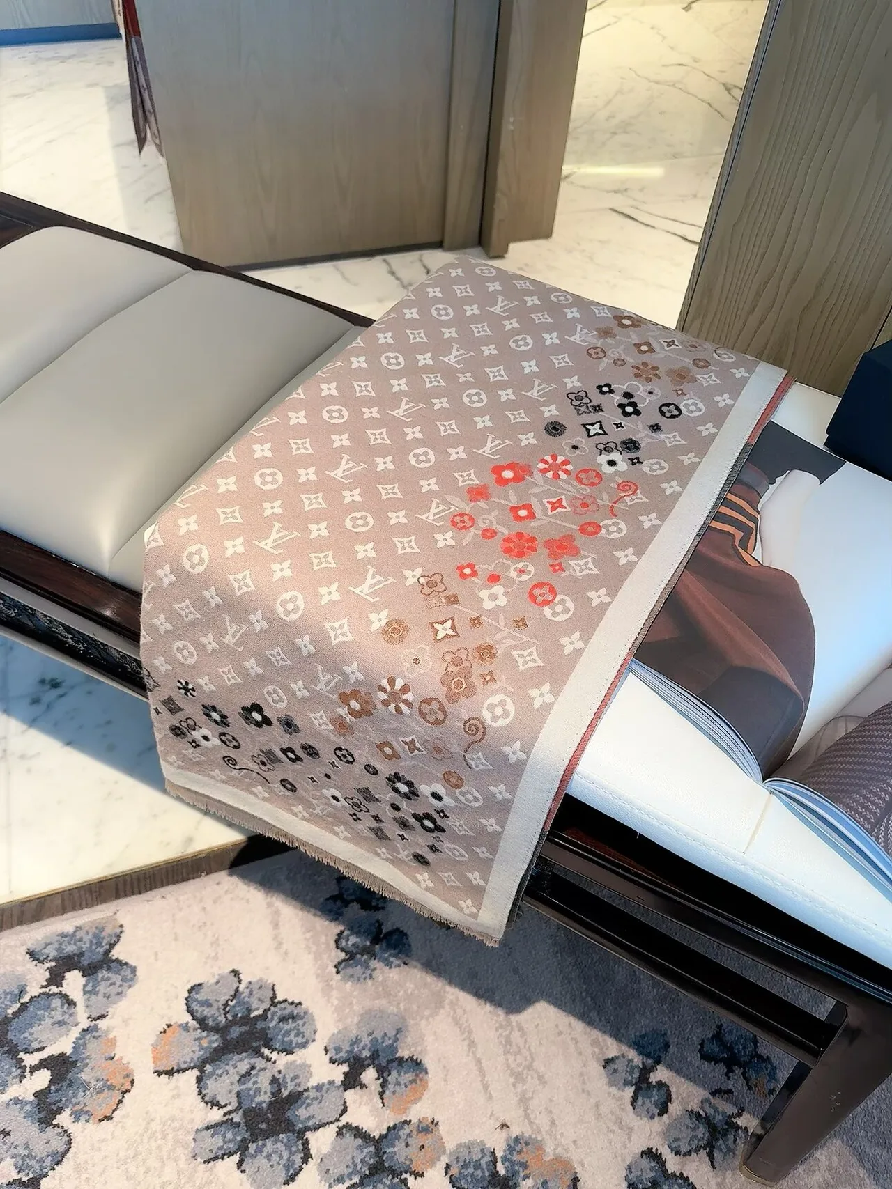 Louis Vuitton Scarf in Beige & Black · view 1