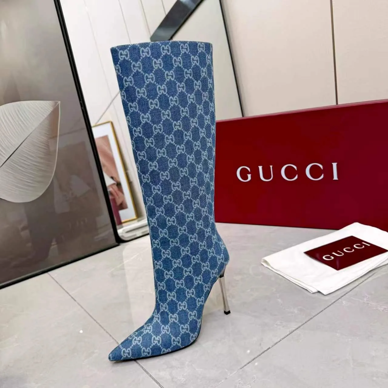 Gucci Cowhide Pointed-Toe Knee-High Boots in Blue · view 3