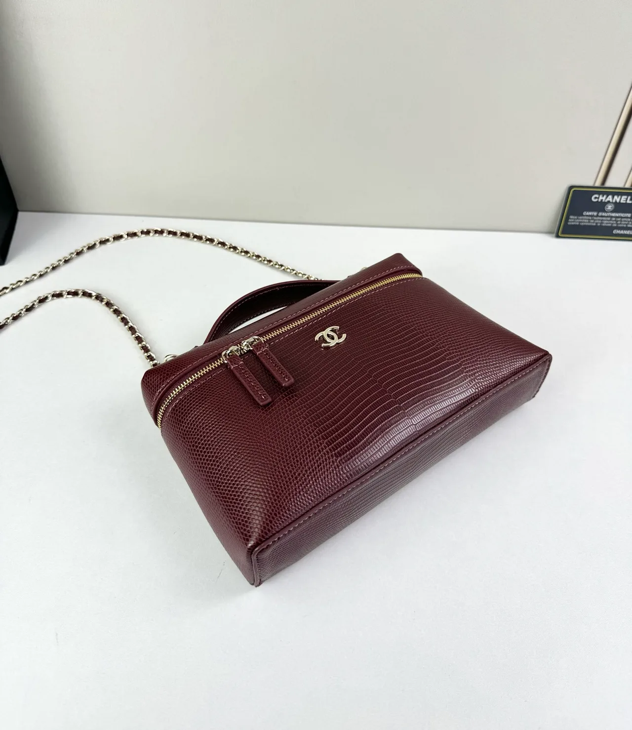 Chanel Cowhide Smooth Crossbody Bag in Burgundy · view 4