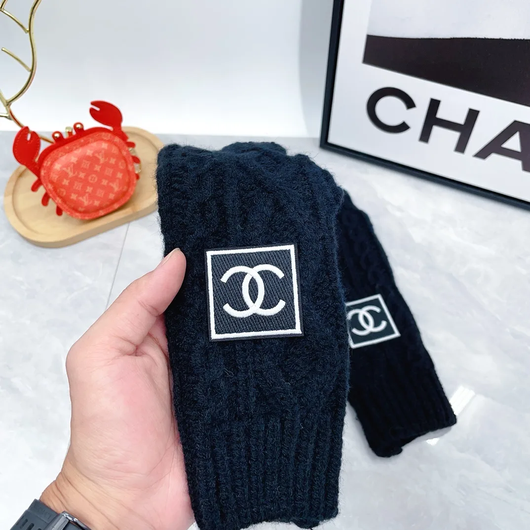 Chanel Wool Smooth Hat Scarf and Gloves Set in Blue · view 8