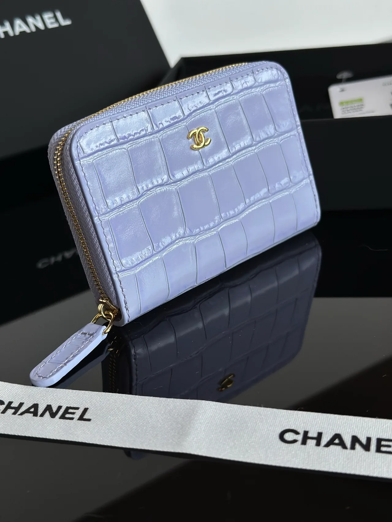 Chanel Wallet in Purple · view 4