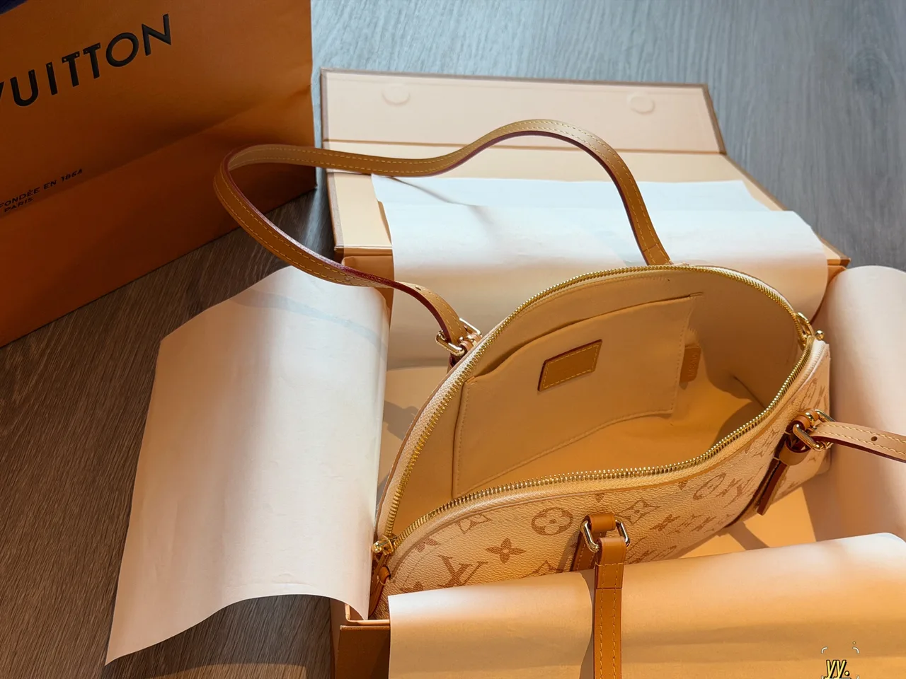 Louis Vuitton Monogram Top-Handle Bag in Beige · view 4