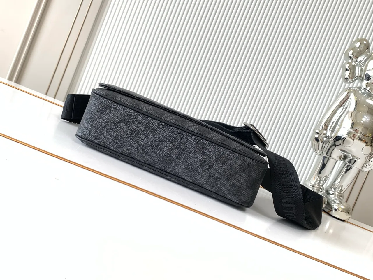 Louis Vuitton Leather Crossbody Bag in Grey · view 4