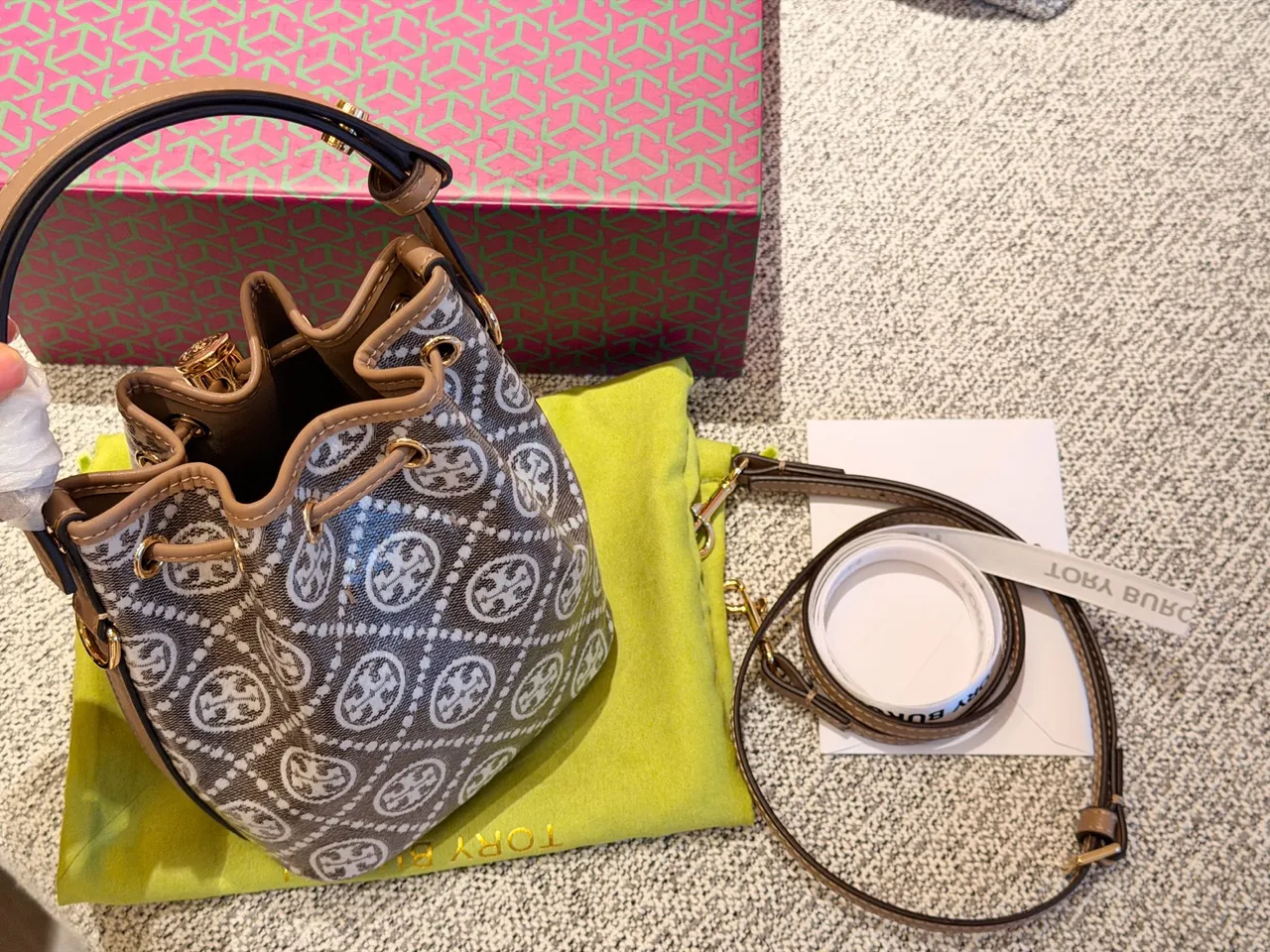 Tory Burch Smooth Patterned Bucket Bag in Grey · view 3