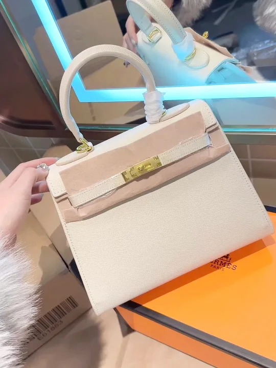 Hermes Kelly Bag in Blue / Grey / Pink / White / Tan / Black · view 4