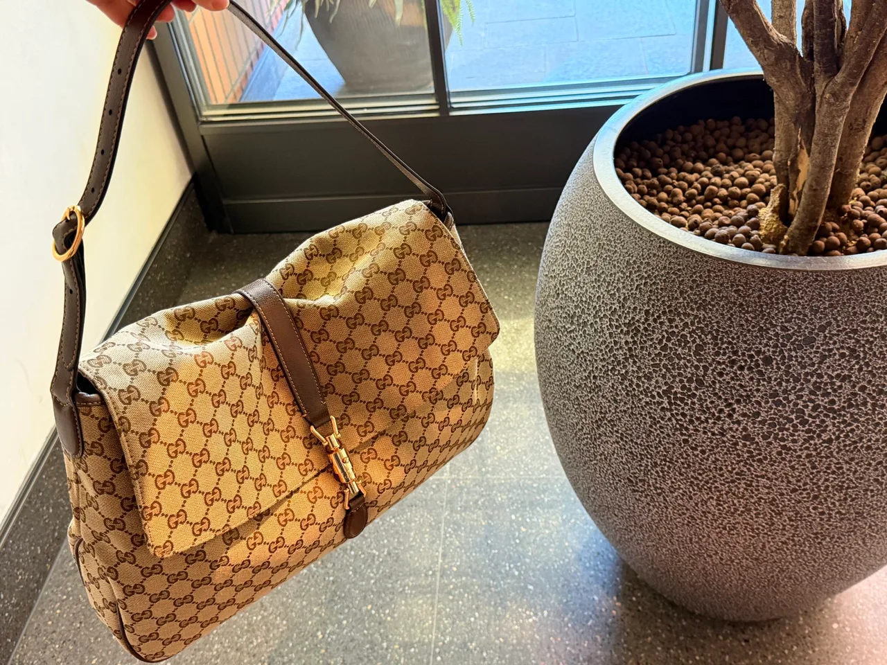 Gucci Hobo Bag in Beige · view 1