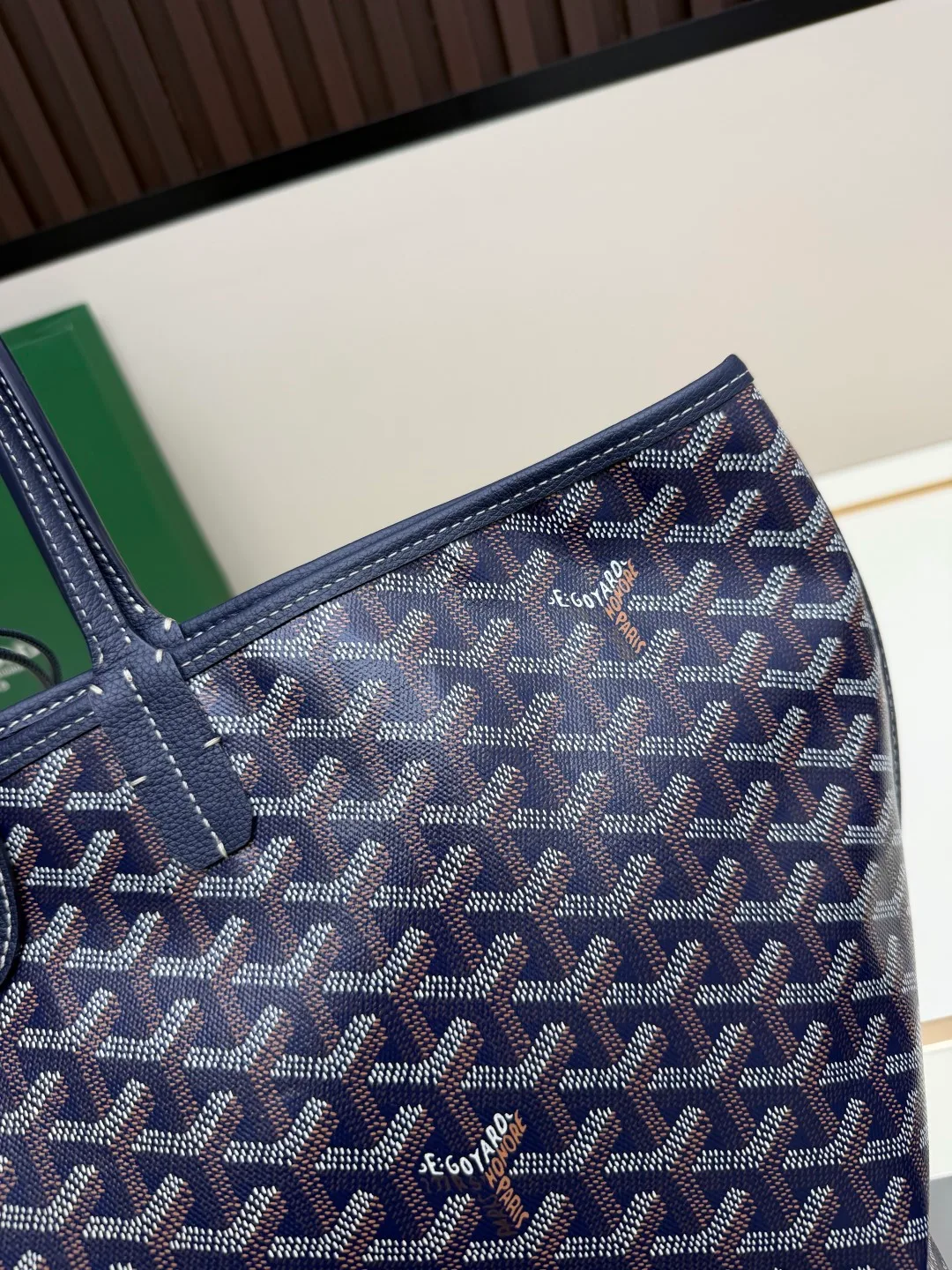 Goyard Canvas Smooth Saint Louis Tote in Blue · view 5