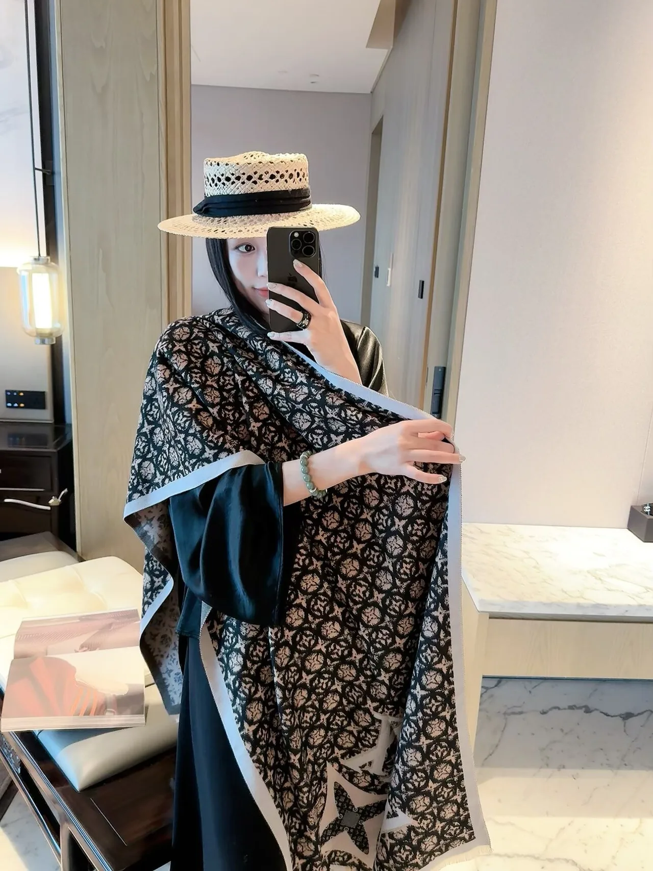 Louis Vuitton Large monogram fringed scarf in Beige & Black · view 6