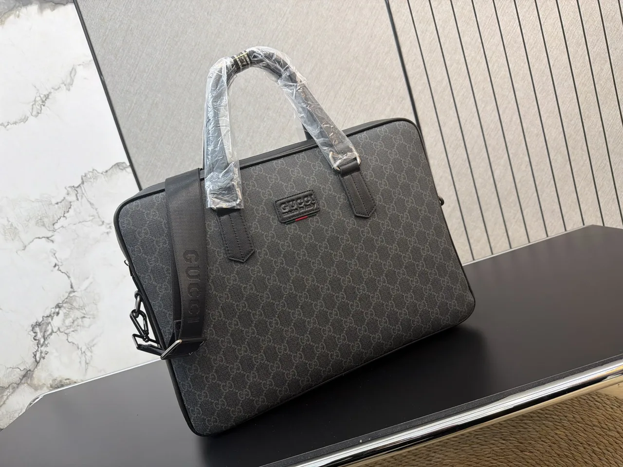 Gucci Briefcase in Grey · view 4