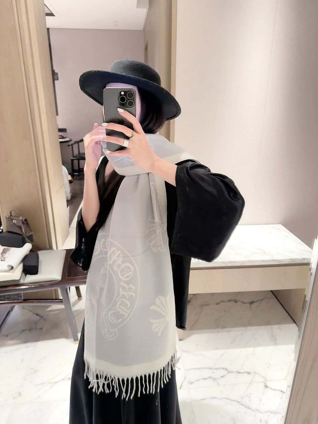 Louis Vuitton Jacquard Scarf in Pink & Grey & Beige · view 3