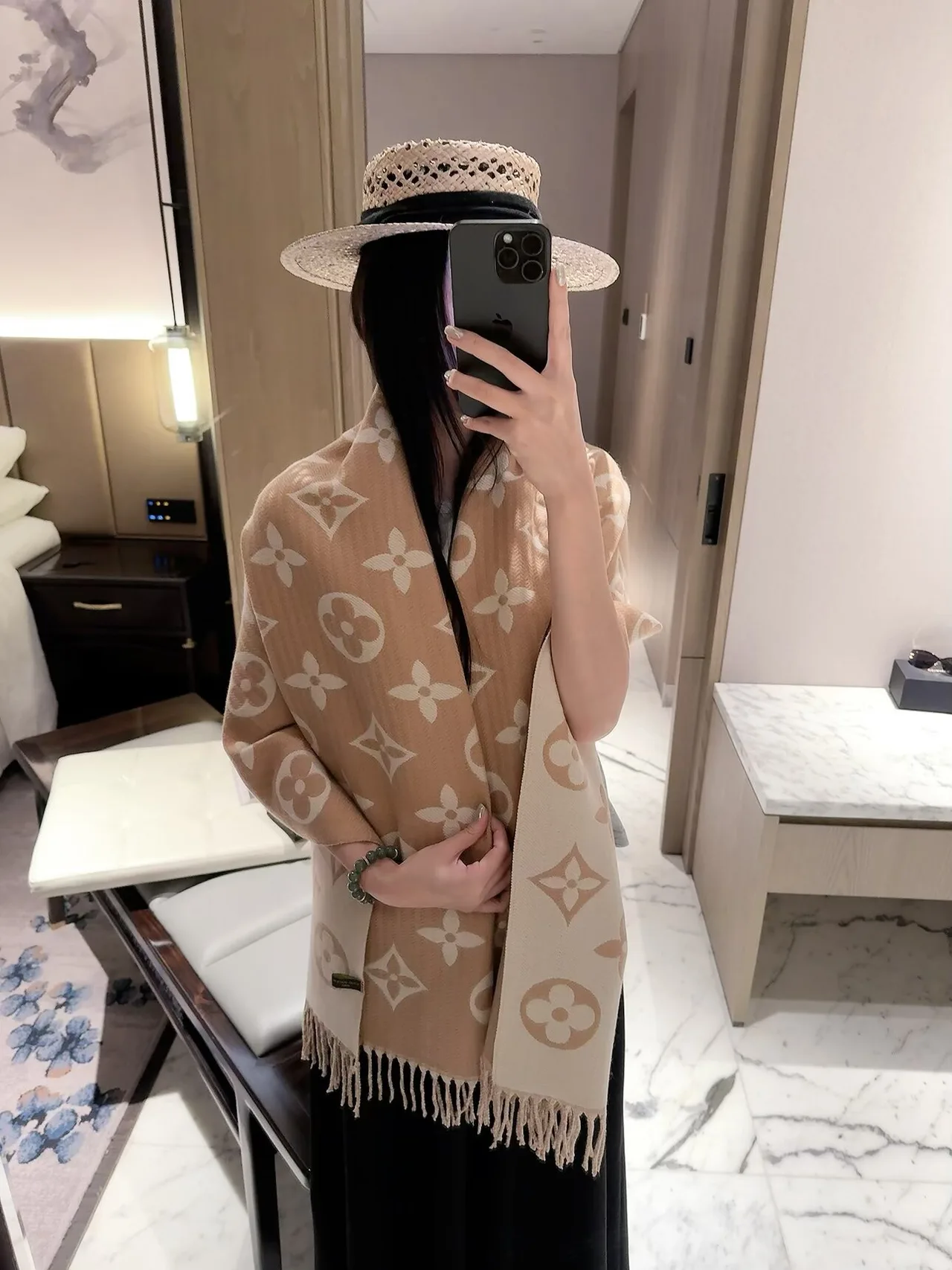 Louis Vuitton Reversible Monogram Shawl in Beige & Black · view 4