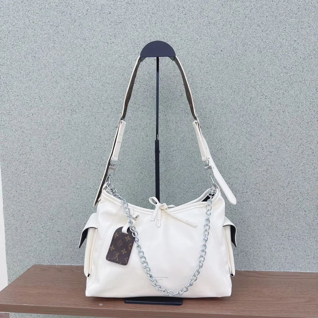 Louis Vuitton 32100 Hobo Bag in White & Blue · view 1