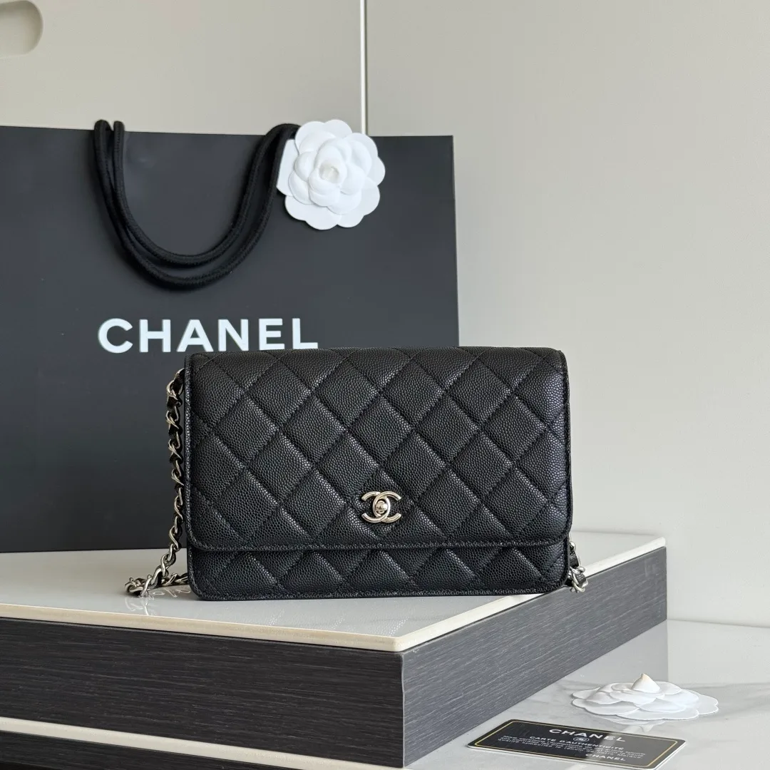 Chanel Calfskin Quilted Clutch in Black · view 1