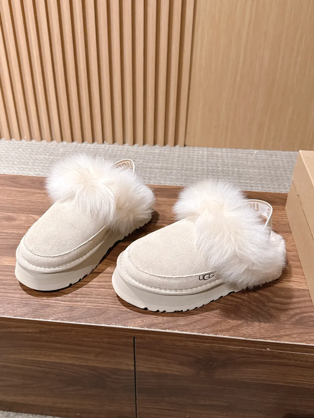UGG Slippers in White · view 2