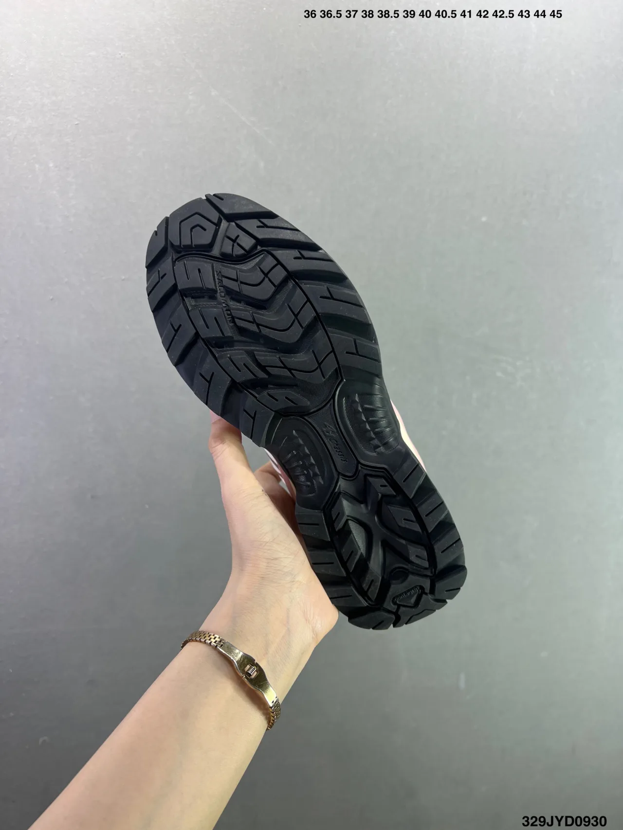 Salomon Sneakers in Cream · view 8