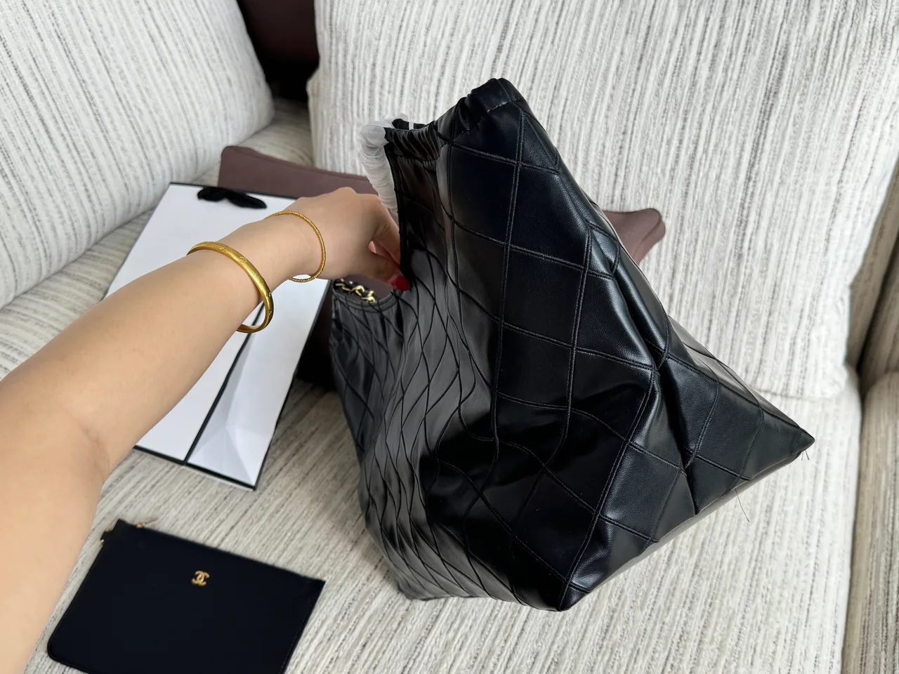 Chanel Glossy Quilted tote with pictured pouch in Black · view 4