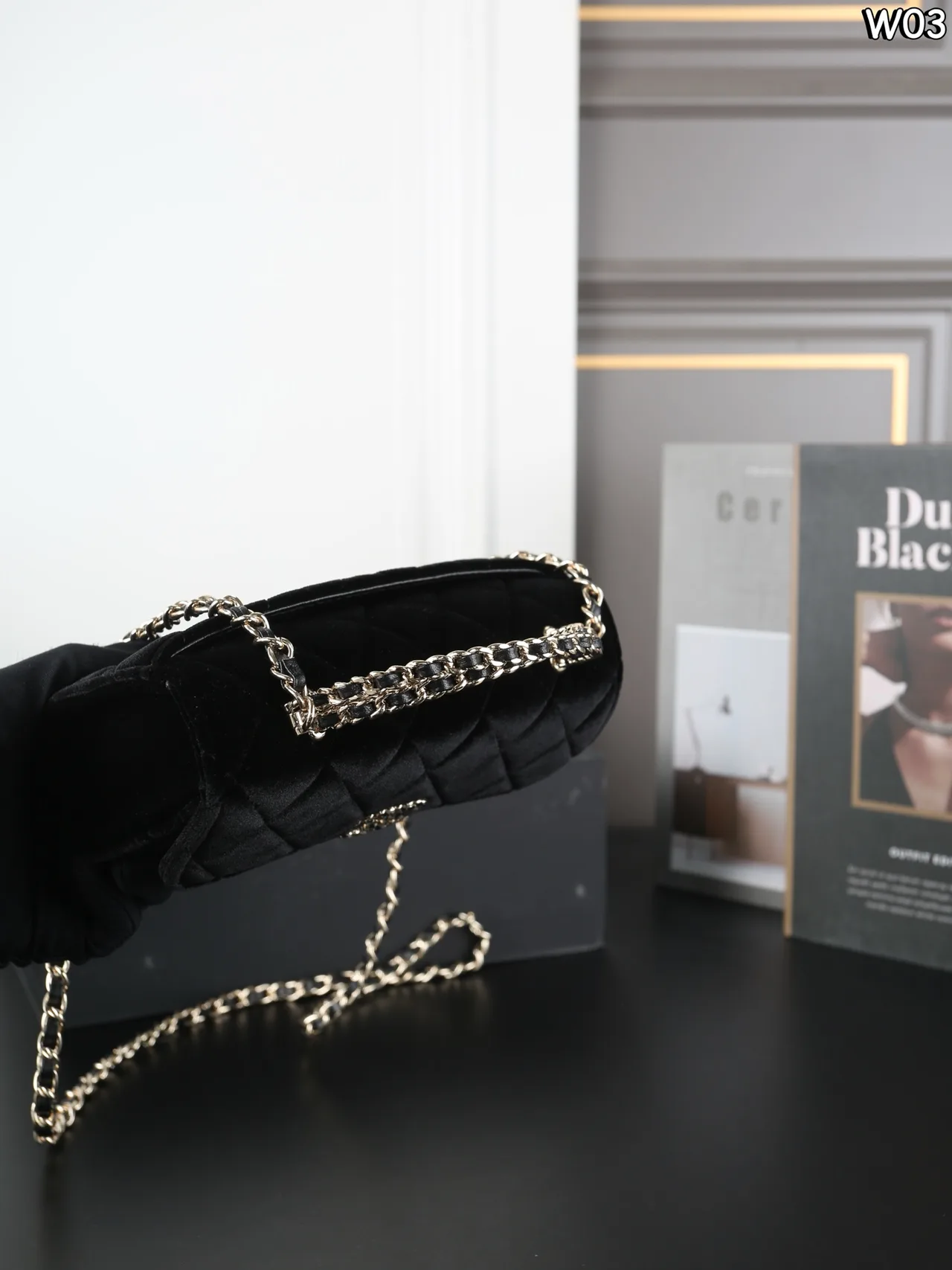 Chanel Kelly Chain-Handle Bag in Black · view 4