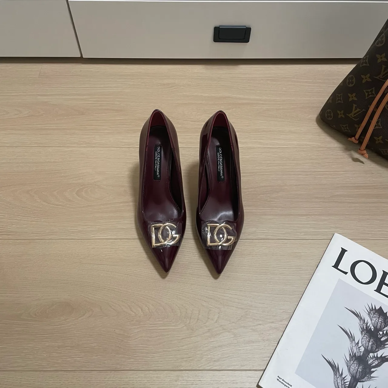 Dolce & Gabbana DG Pointed Heel Pumps in Green & Black & Beige & Burgundy & Red & White & Gold & Pink · view 4