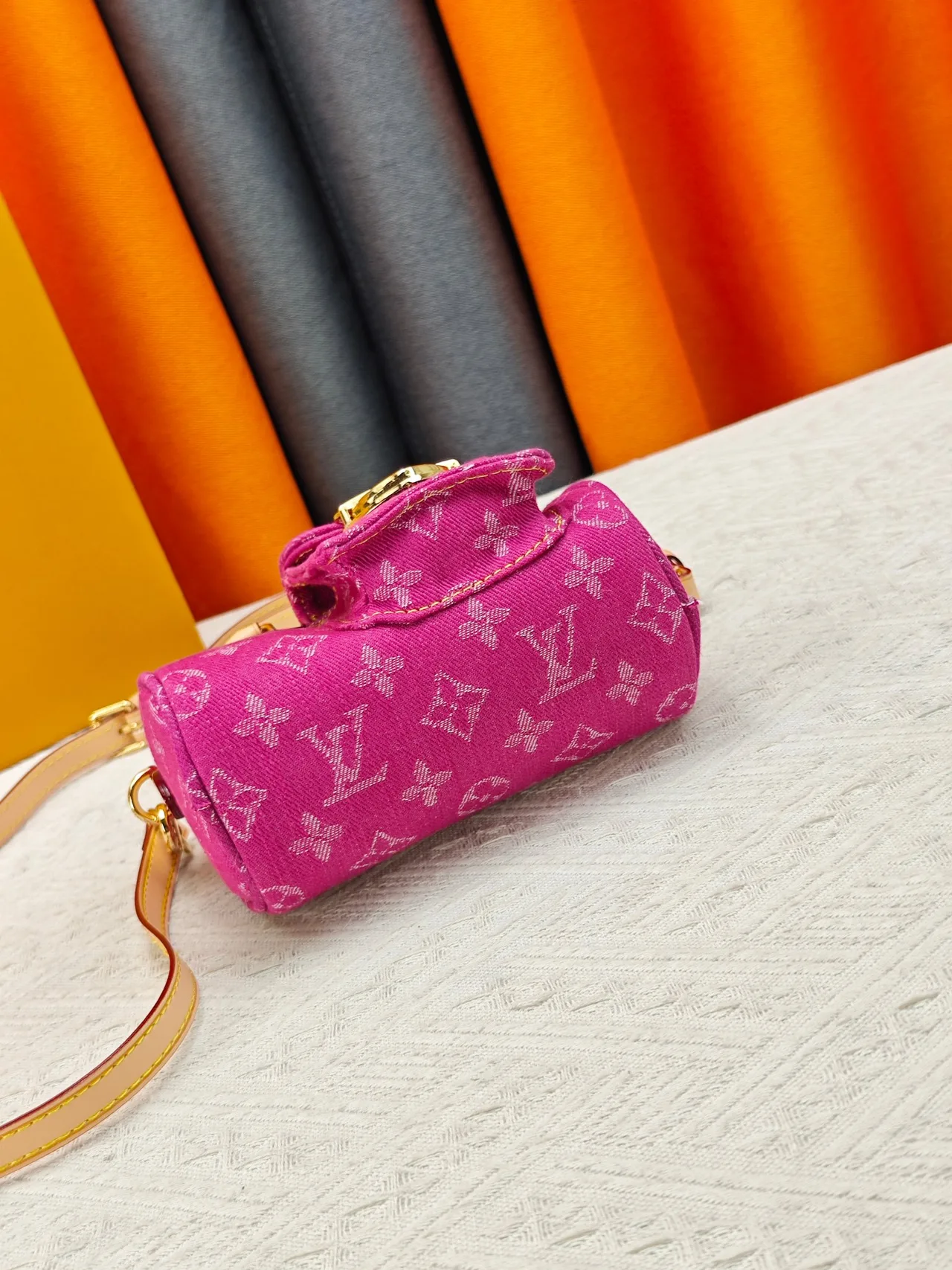 Louis Vuitton Nano Speedy Handbag in Pink · view 5
