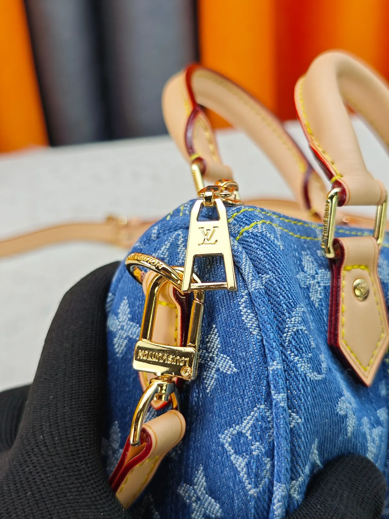 Louis Vuitton Top-Handle Bag in Blue · view 7