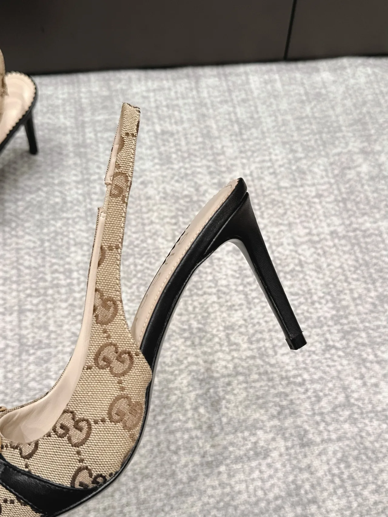 Gucci Slingback Heels in Beige · view 8