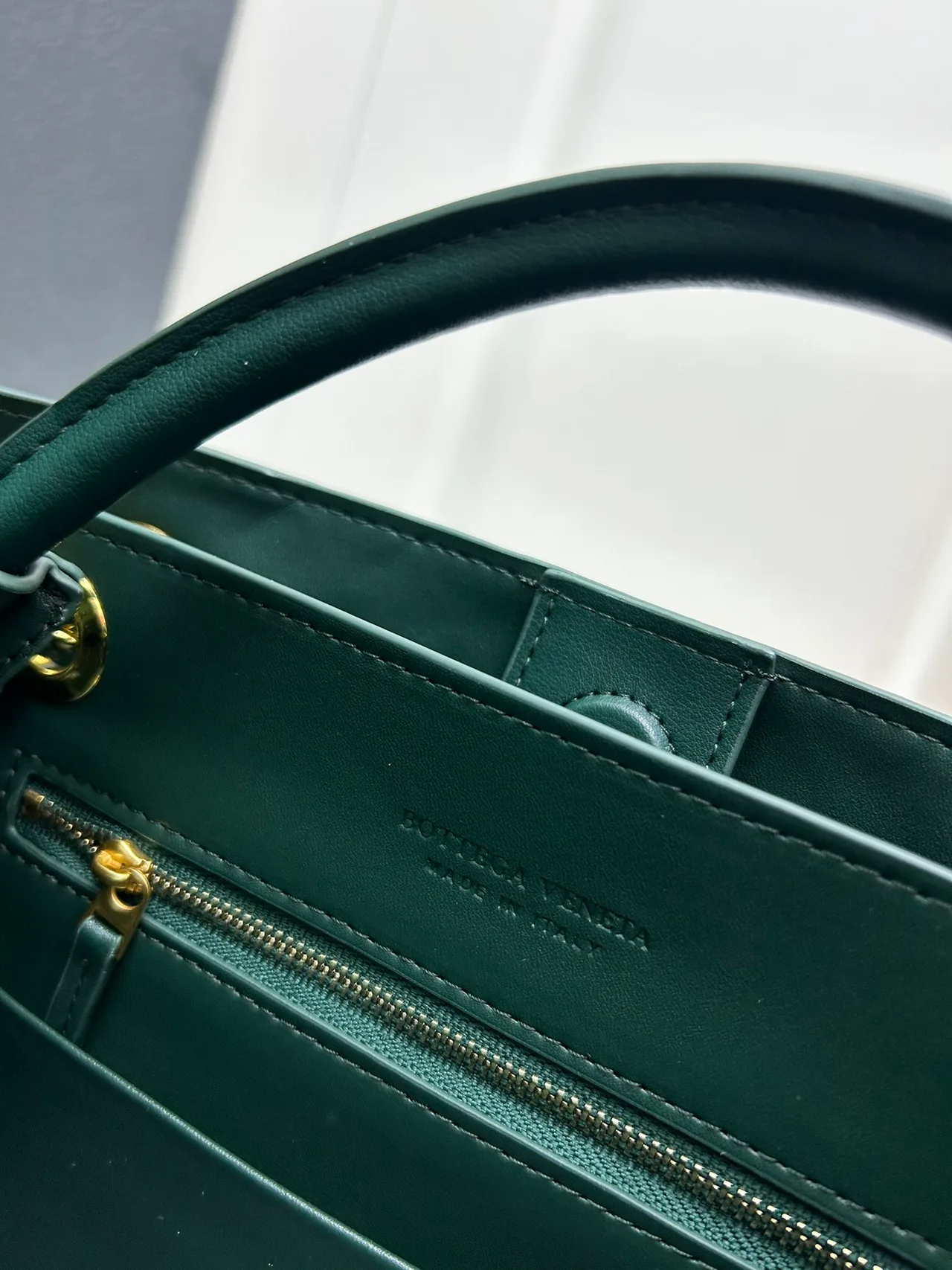 Bottega Veneta Woven Tote in Green · view 8