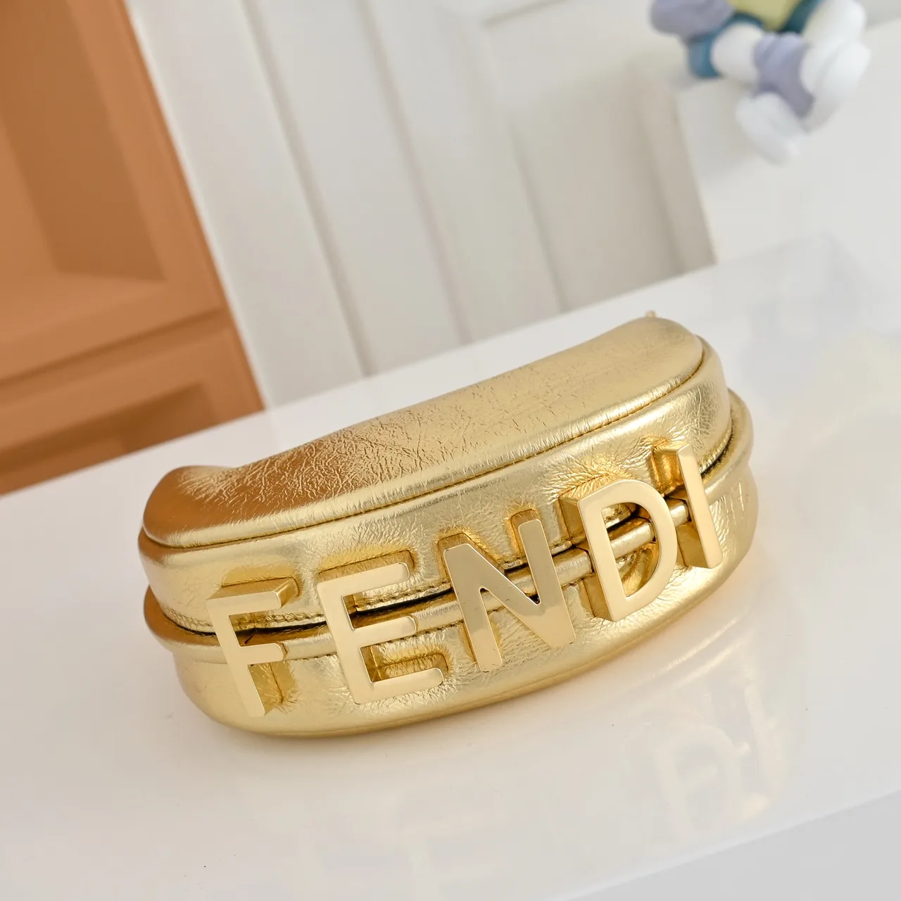 Fendi Hobo Bag in Gold · view 5
