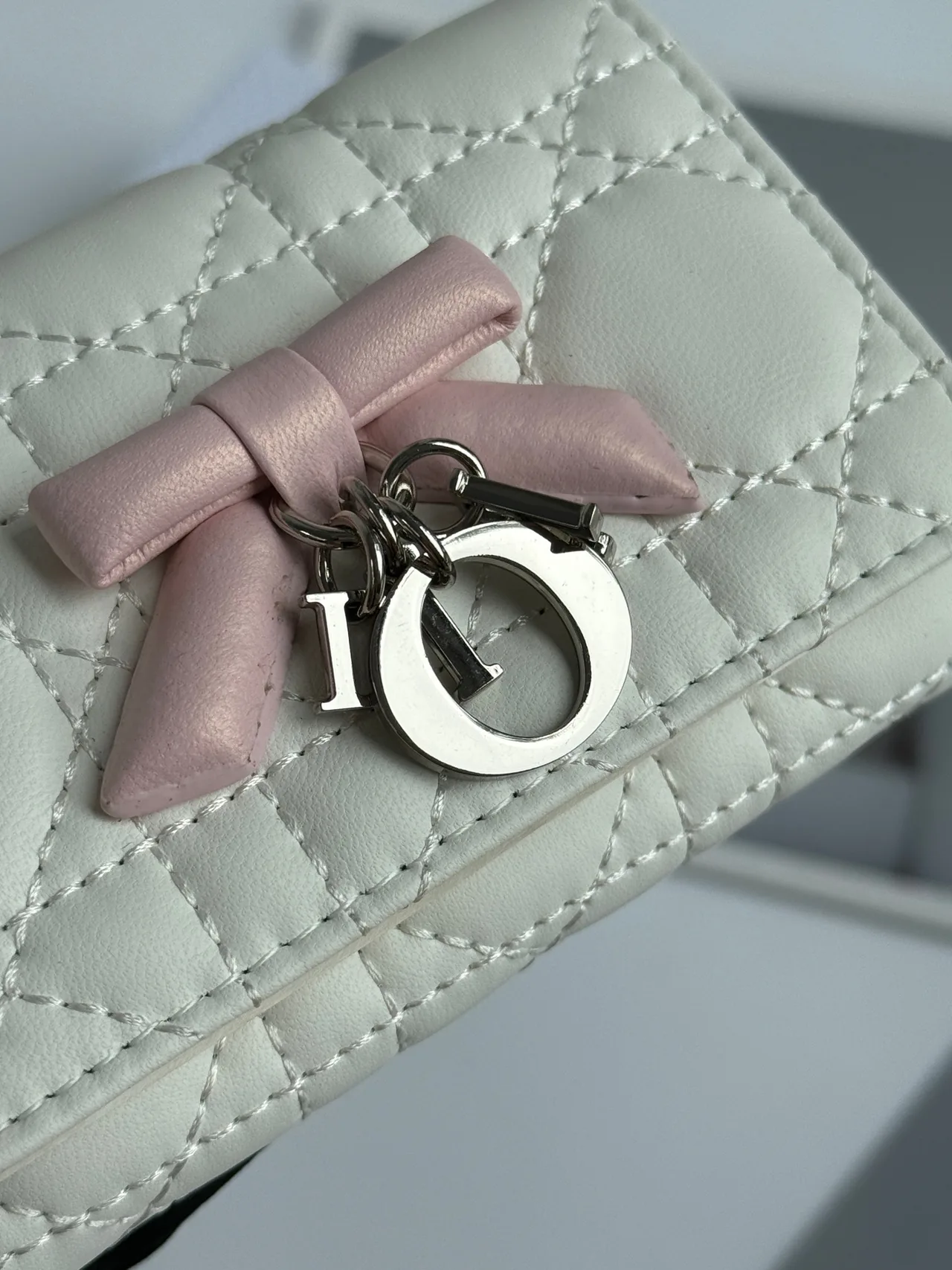 Dior Calfskin Quilted Glossy Wallet in White · view 4