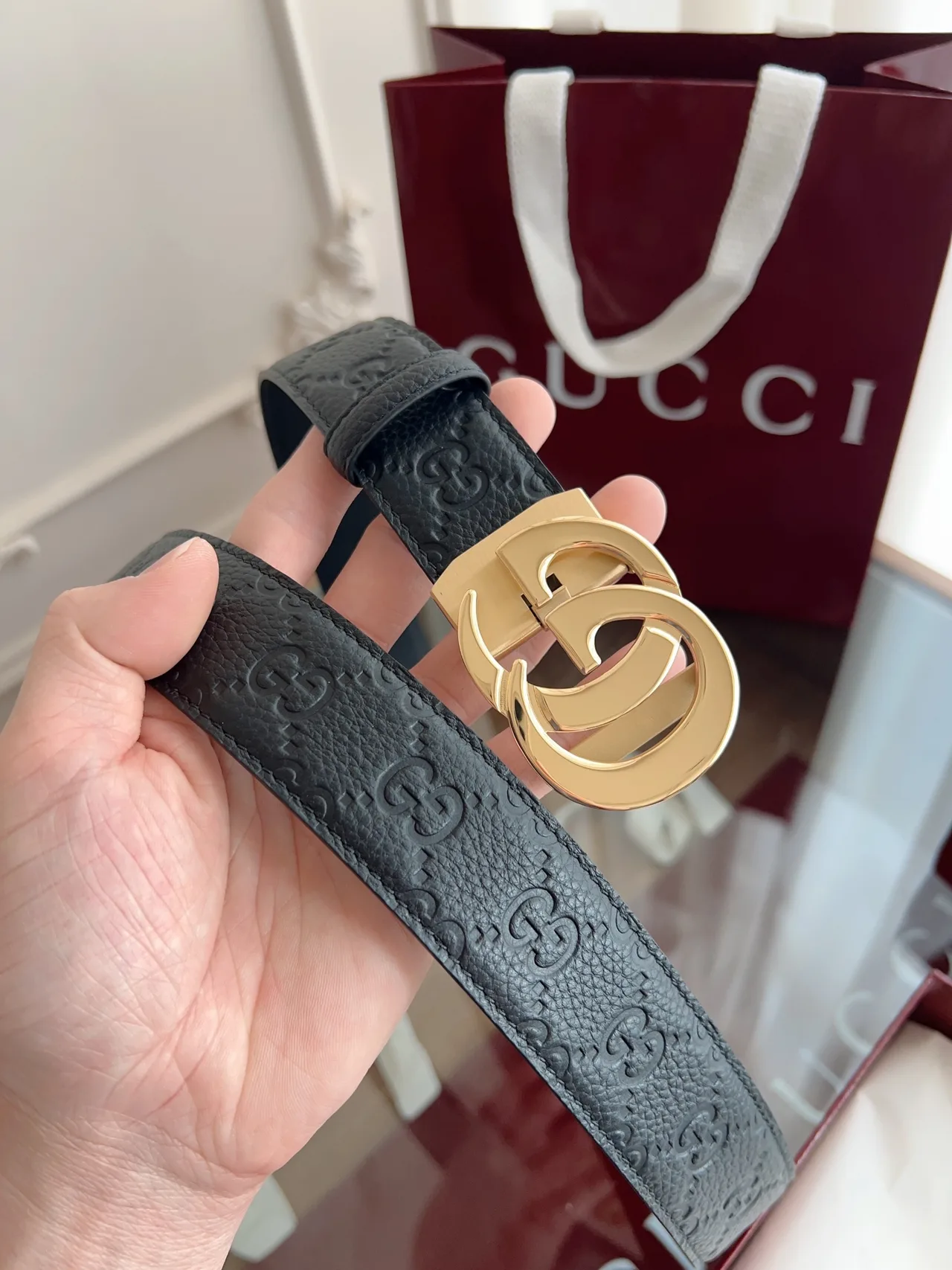Gucci Cowhide Belt in Black · view 2