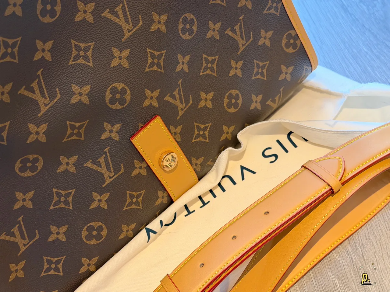Louis Vuitton Smooth Crossbody Bag in Brown · view 7