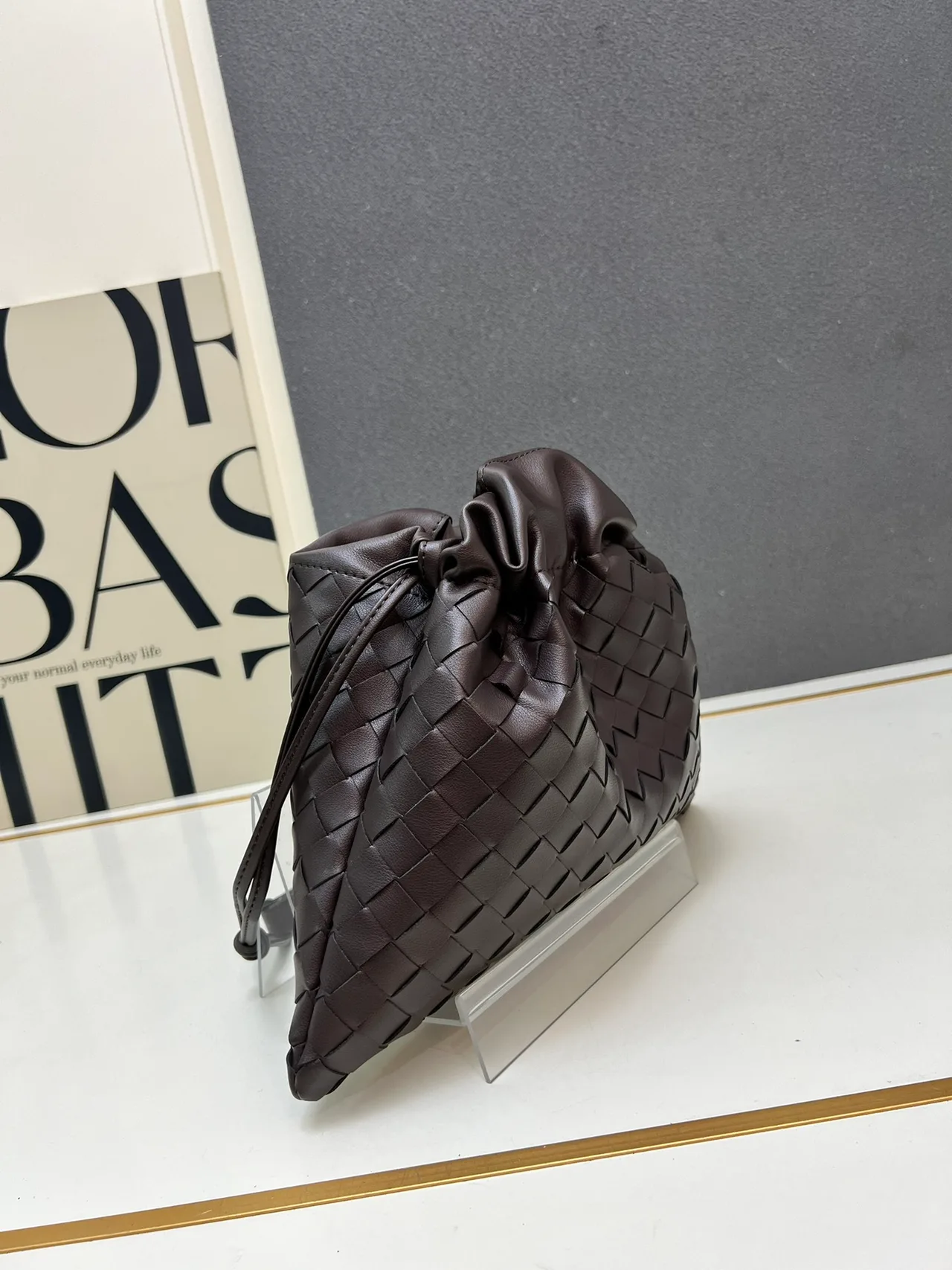 Bottega Veneta Smooth Woven Drawstring Pouch in Brown · view 4