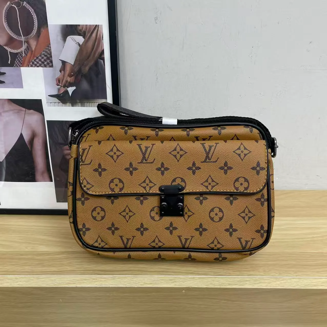 Louis Vuitton Flap camera bag in Brown & Grey & Black · view 2