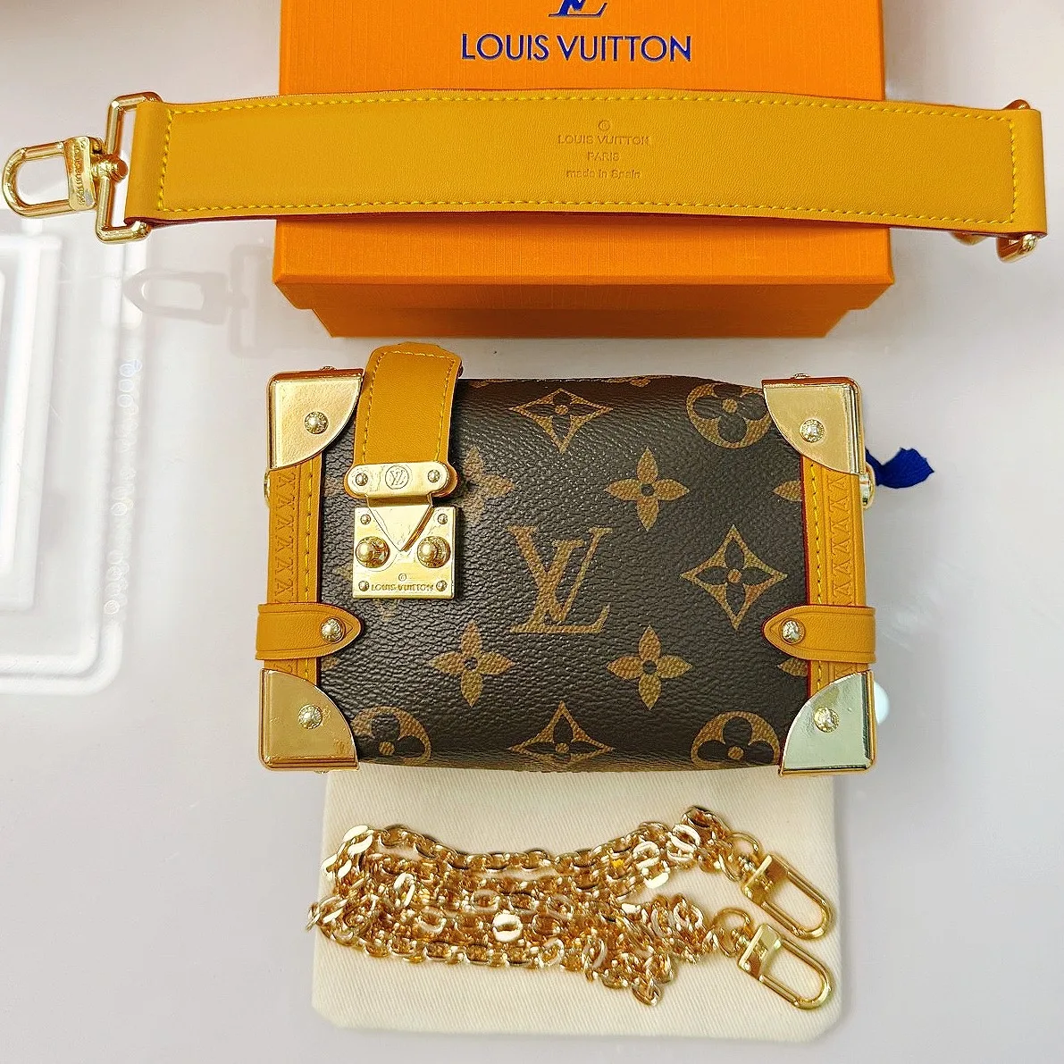 Louis Vuitton Box Bag in White / Brown · view 2