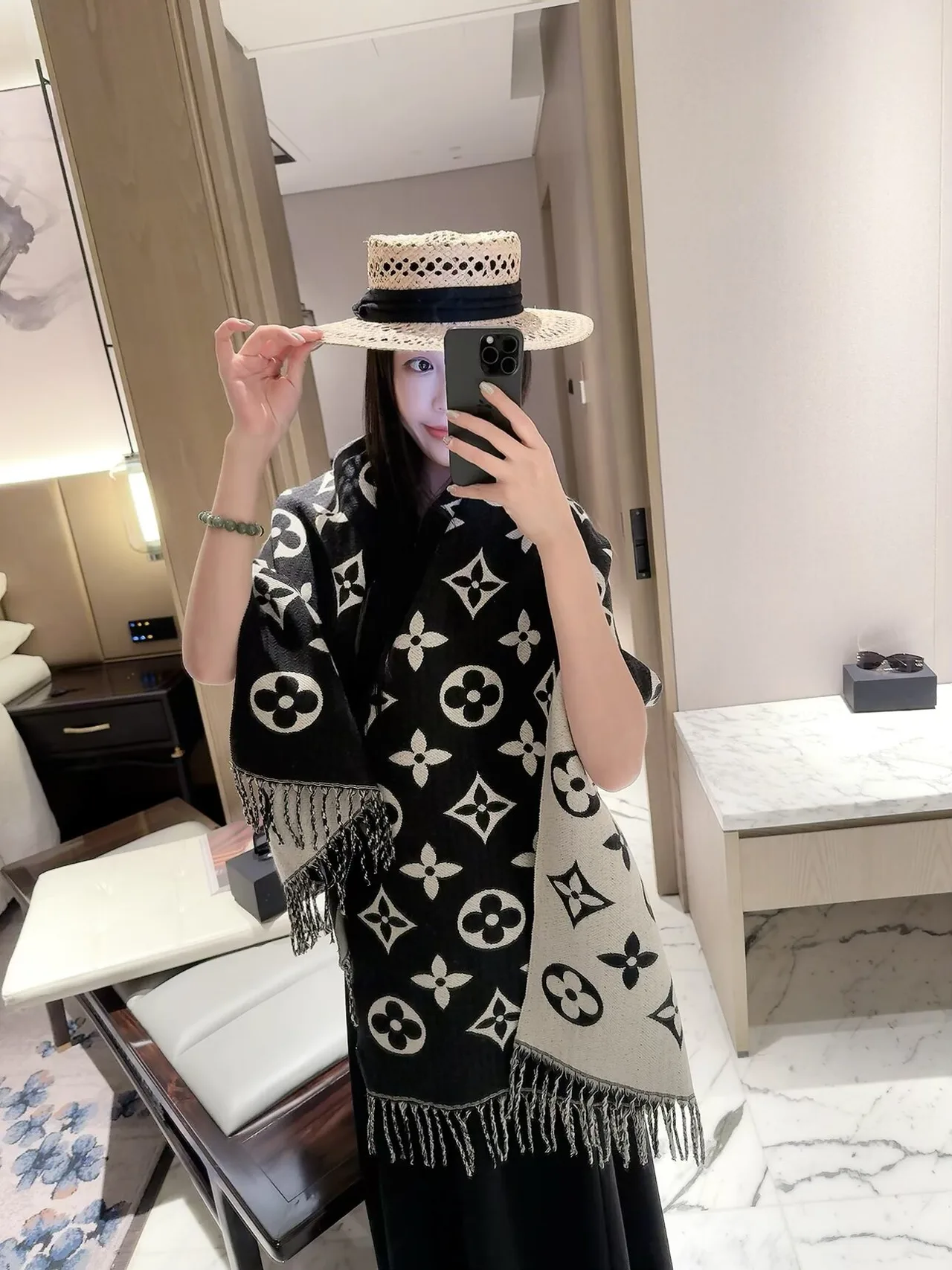 Louis Vuitton Reversible Monogram Shawl in Beige & Red · view 4