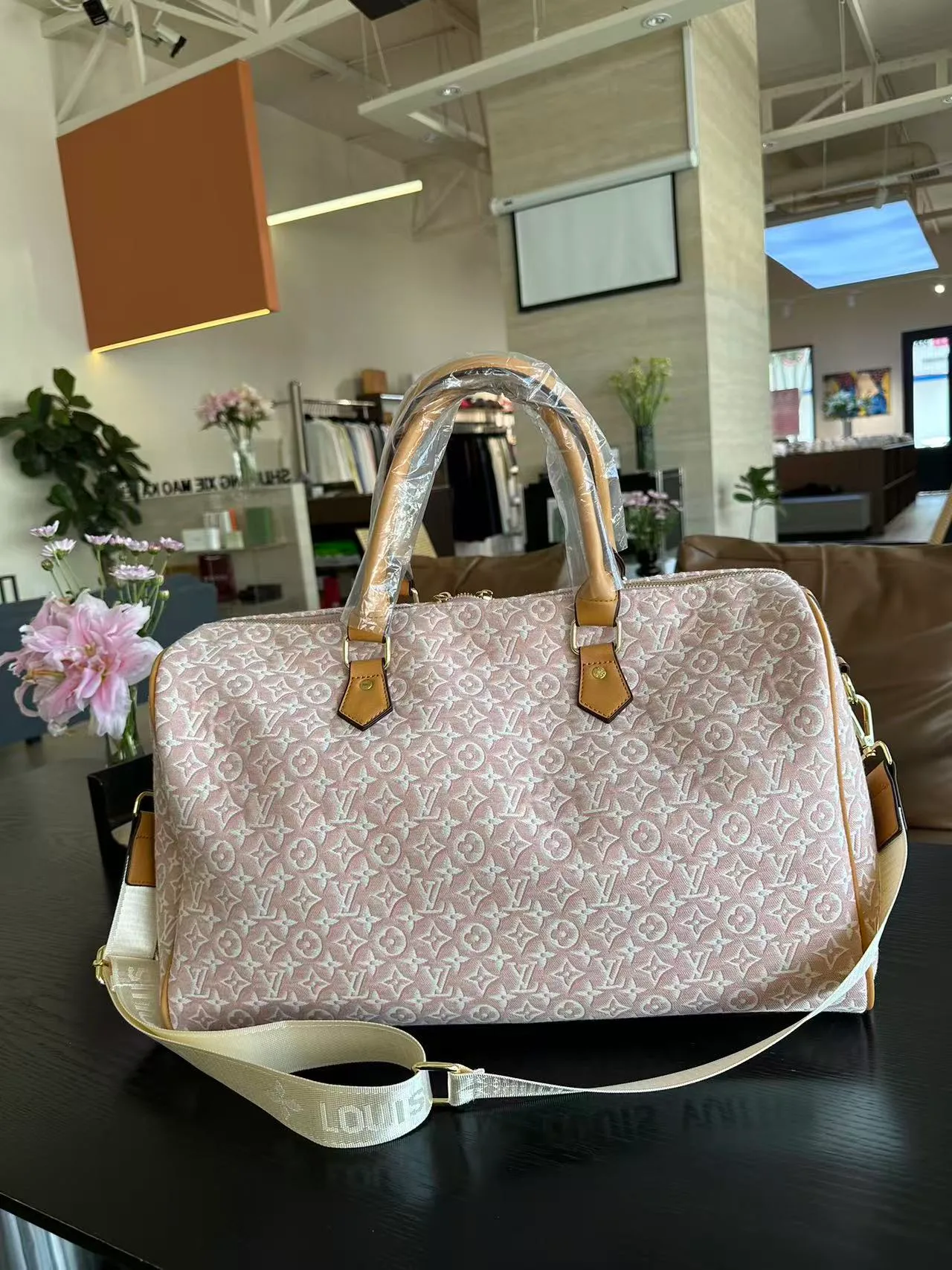 Louis Vuitton Duffel Bag in Pink · view 5